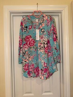 Dear Scarlett Aqua Floral Blouse